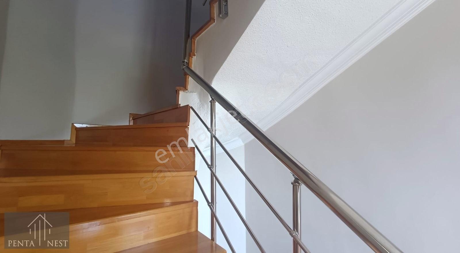 Kazan Yeşilova Villalarında Bağımsız Köşe Lüks Tripleks Villa - Görsel 25