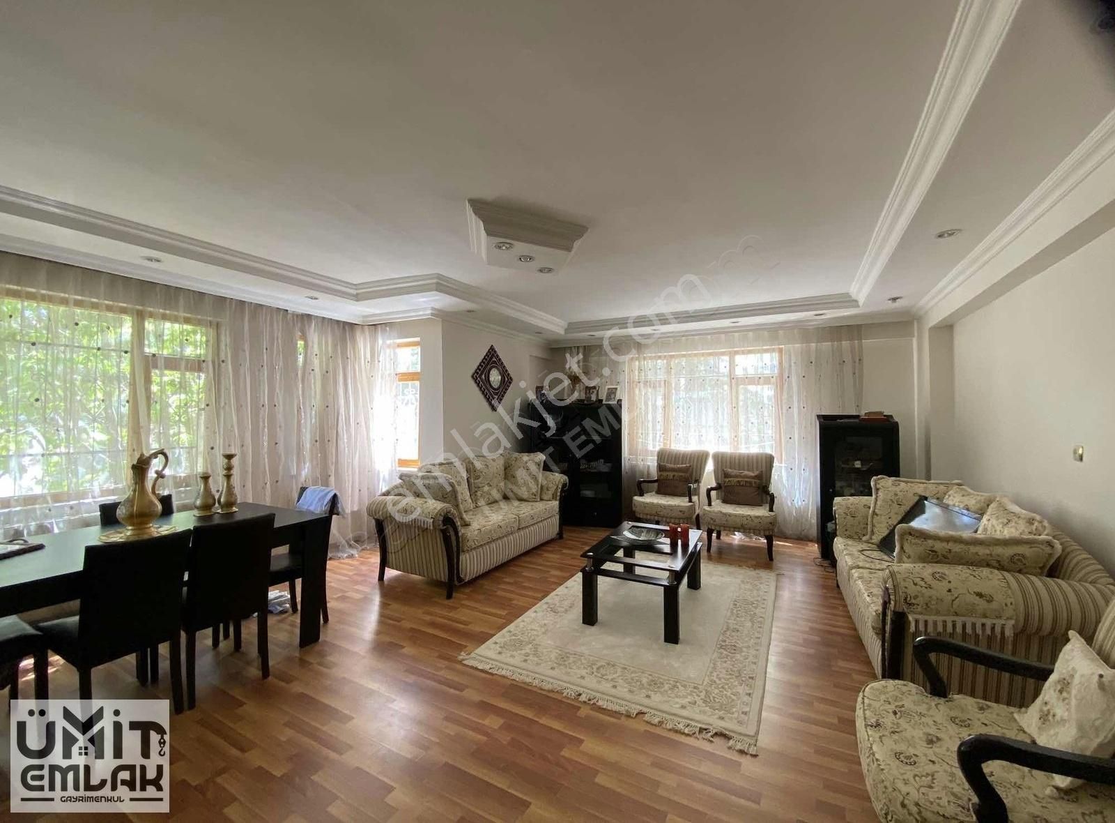 Ümit Emlak|ataşehir Kanal Boyunda 4.5+1 230m2 Daire|cadde Üzeri
