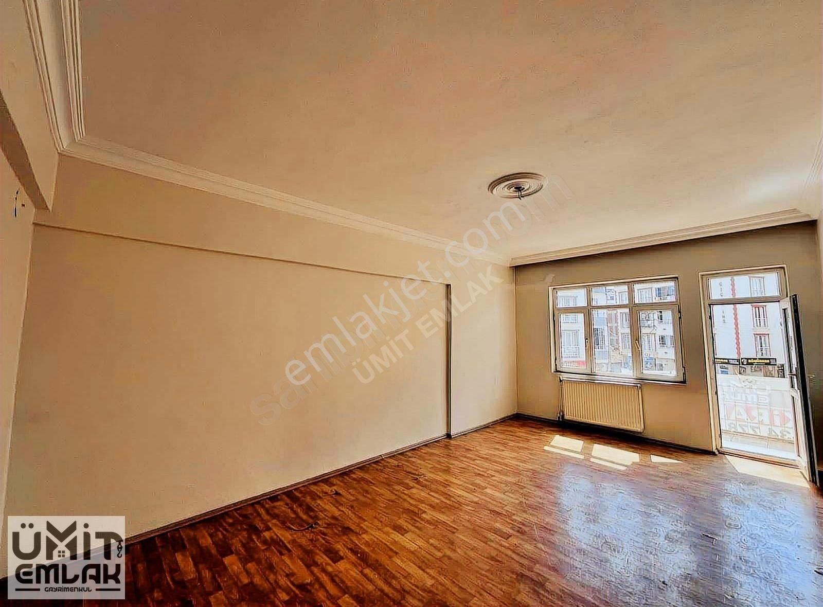 Ümit Emlak\sürsürüde Cadde Üstü Kiralık 4+1 Daire|depozitosuz