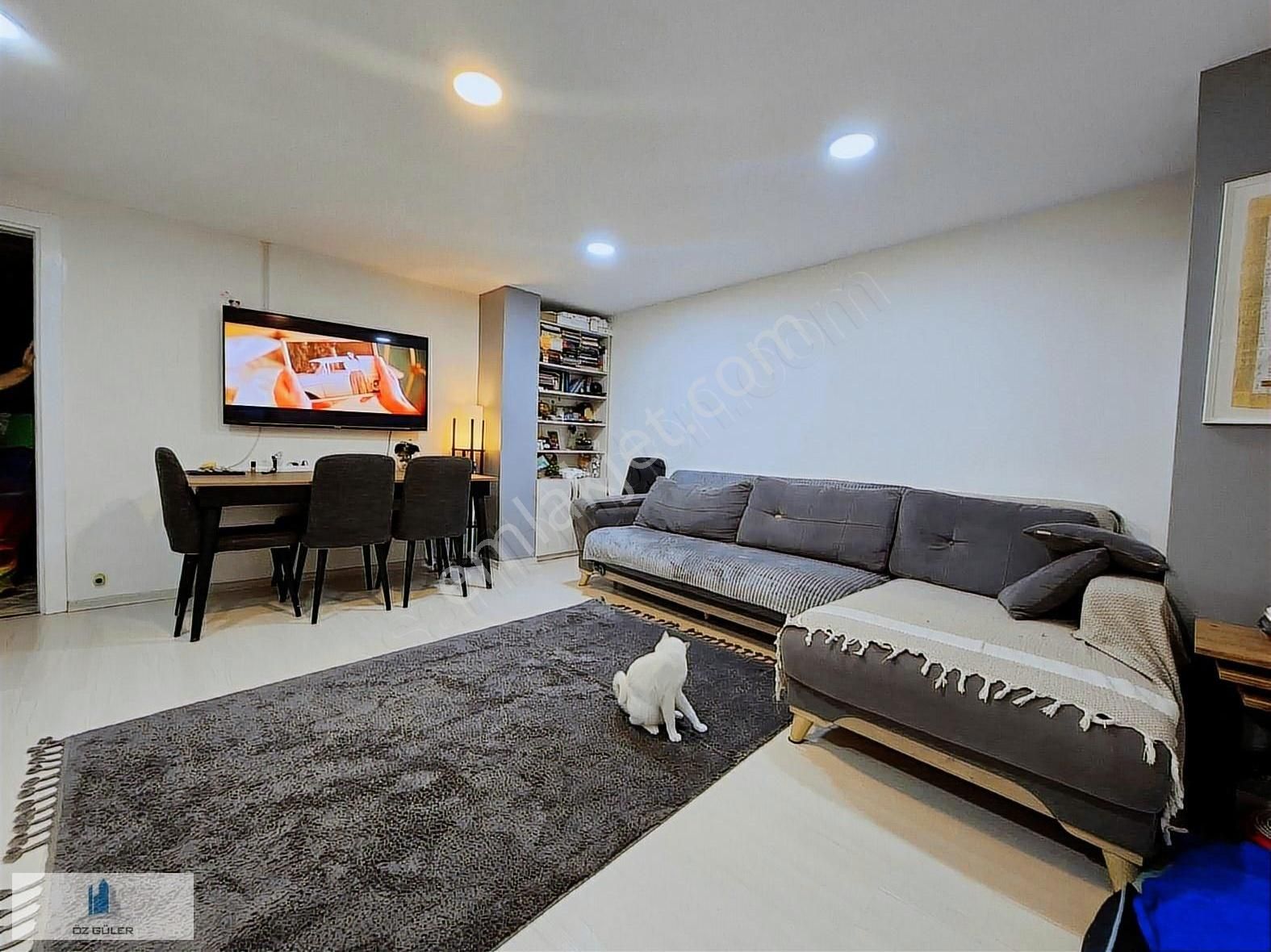 Öz Güler Gayrimenkulden Kemer Cıty'de 1+1 Satılık Daire
