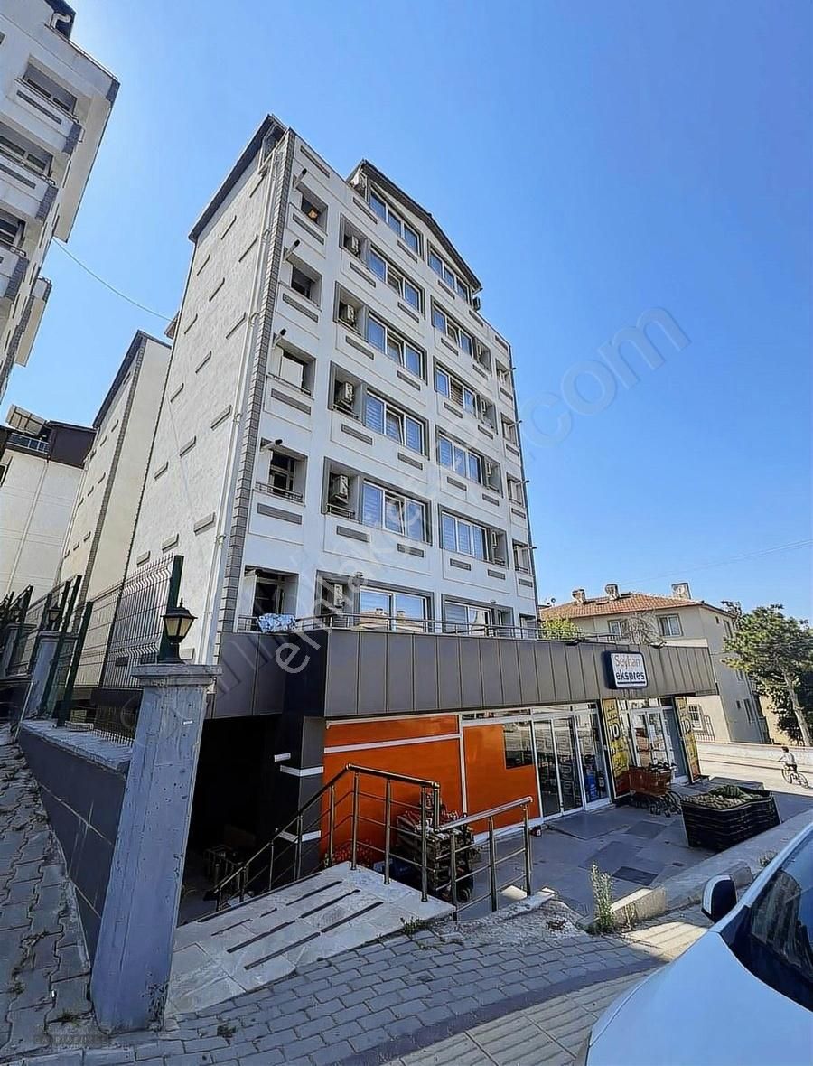 İsa Yılmaz'dan Site İçi Sauna Havuz Fitness Eşyalı Arakat Daire - Görsel 9