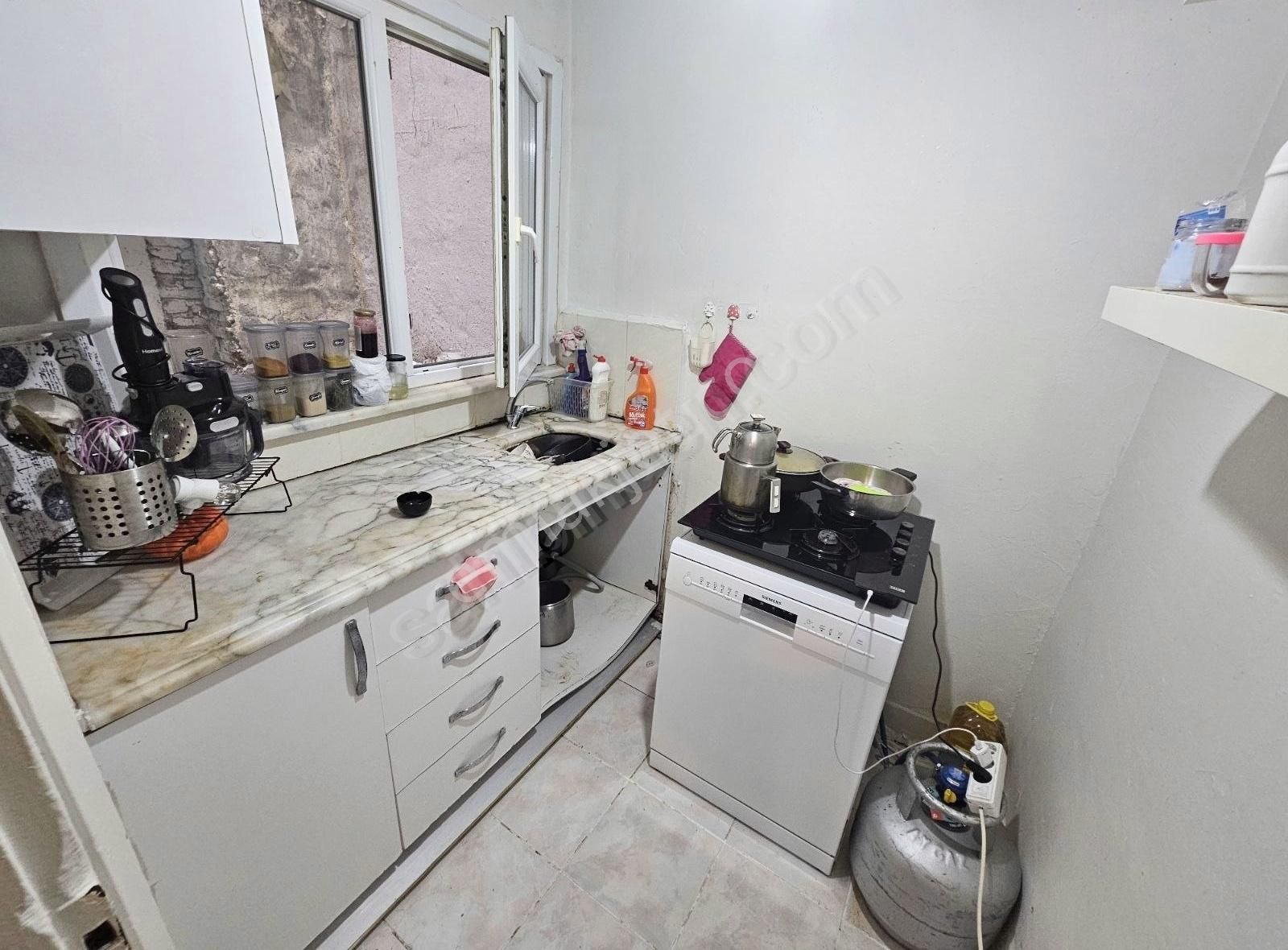 Üsküdar Merkezde 2+1 Bahçe Katı Kelepir Daire - Görsel 14