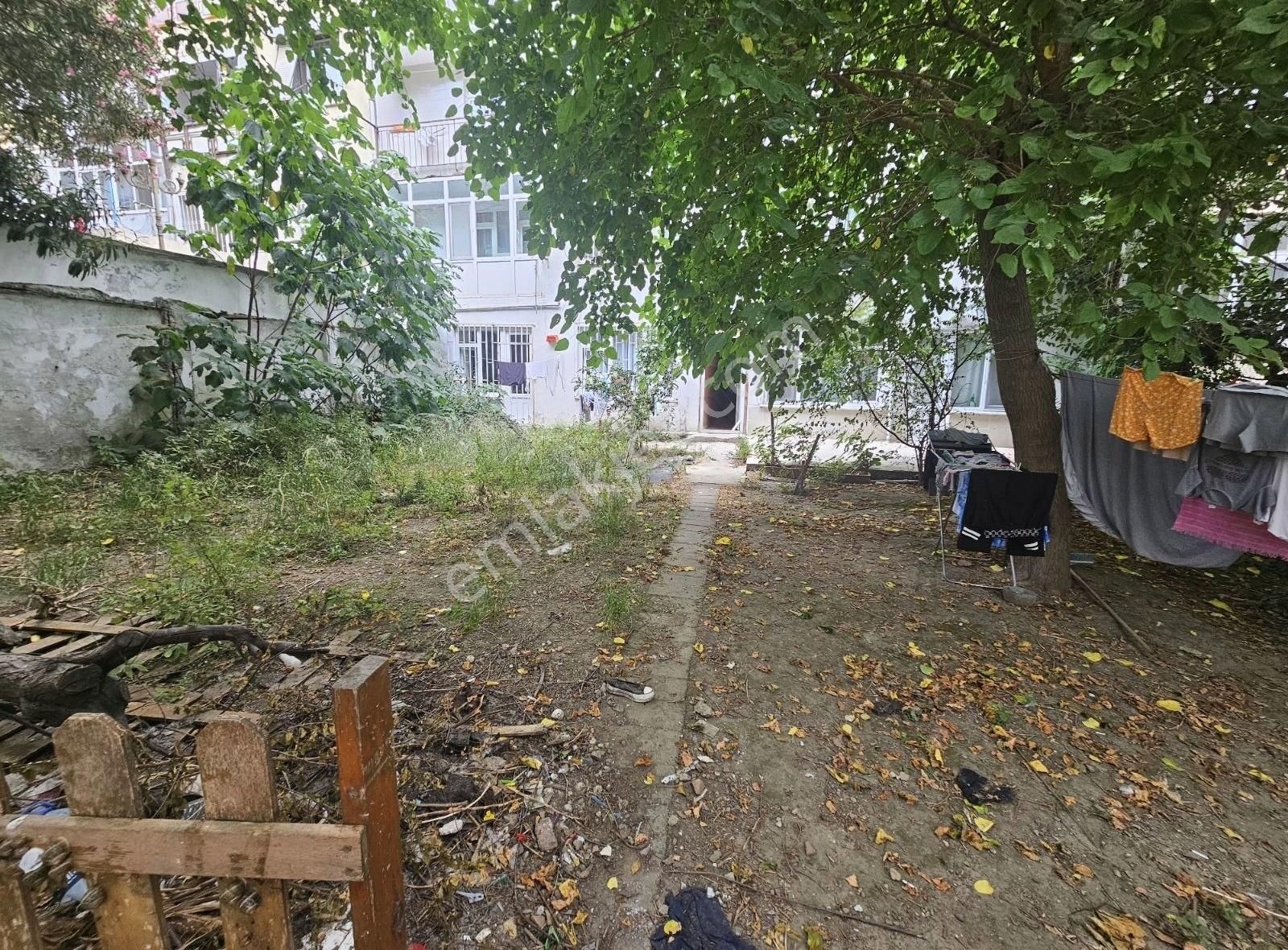 Üsküdar Merkezde 2+1 Bahçe Katı Kelepir Daire - Görsel 3