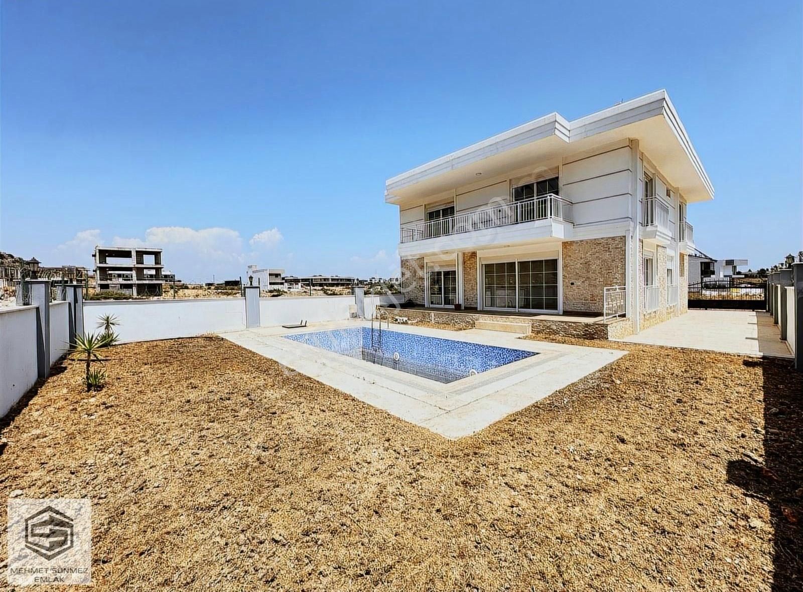 Antalya Aksu Kemerağzı'nda 400m2 Arsa İçerinde Havuzlu 5+1 Villa - Görsel 14