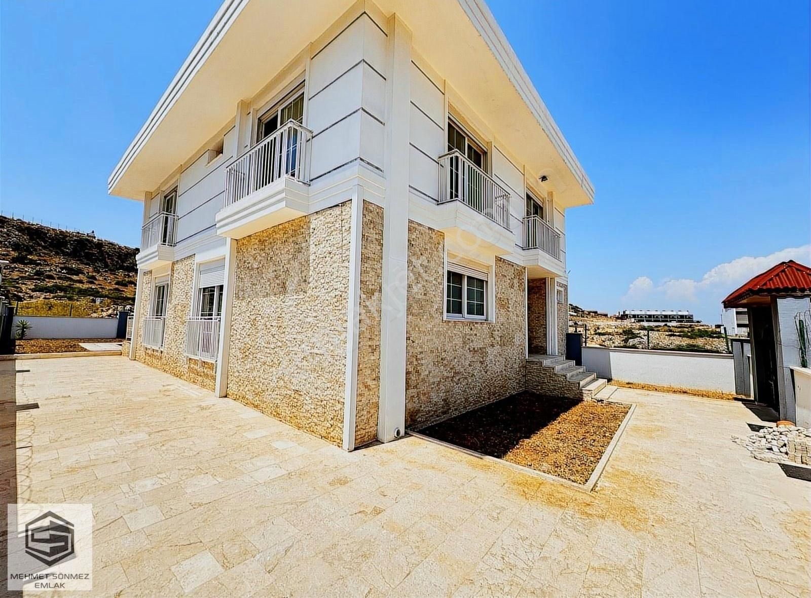 Antalya Aksu Kemerağzı'nda 400m2 Arsa İçerinde Havuzlu 5+1 Villa - Görsel 21