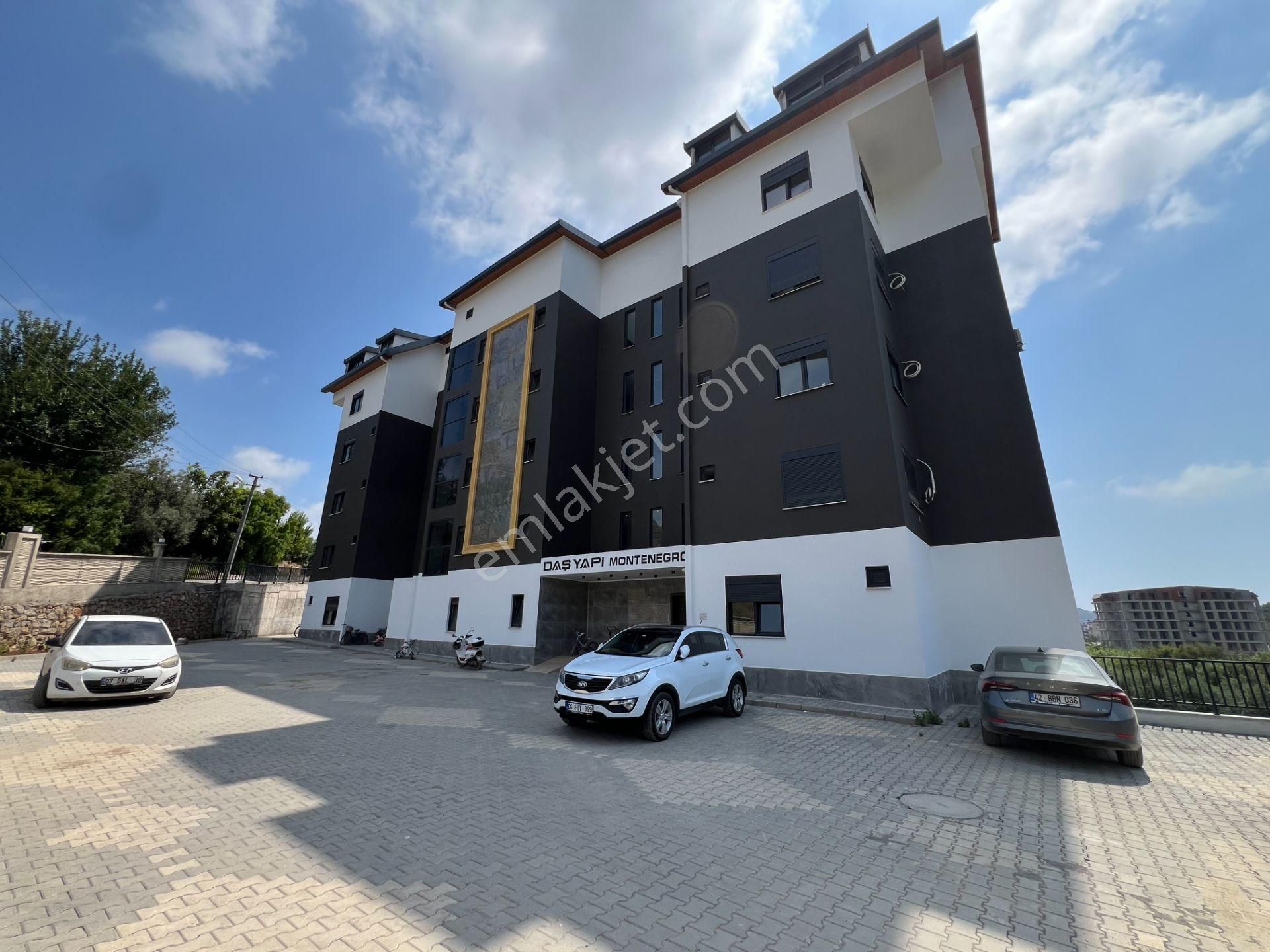 Gazipaşa Pazarcıda Satılık 2+1 Site İçi Havuzlu Sıfır Lüks Daire