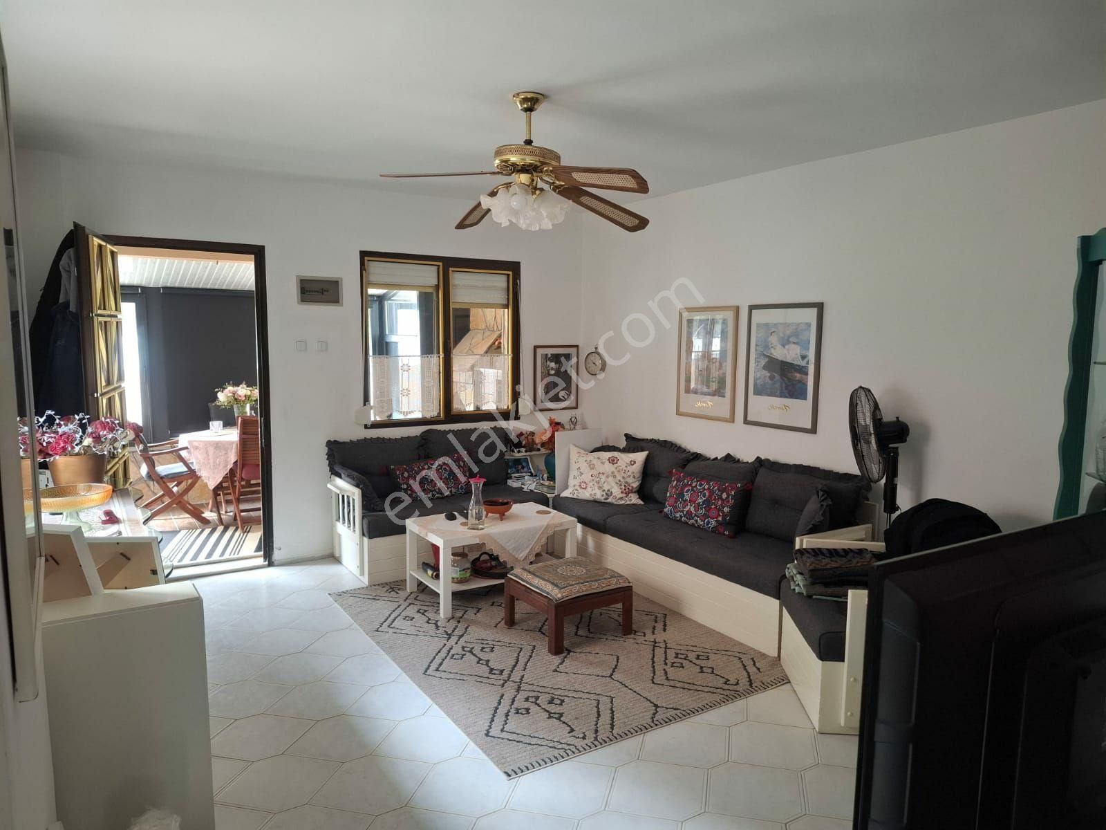 Sūper Yazlik Yeni Foça