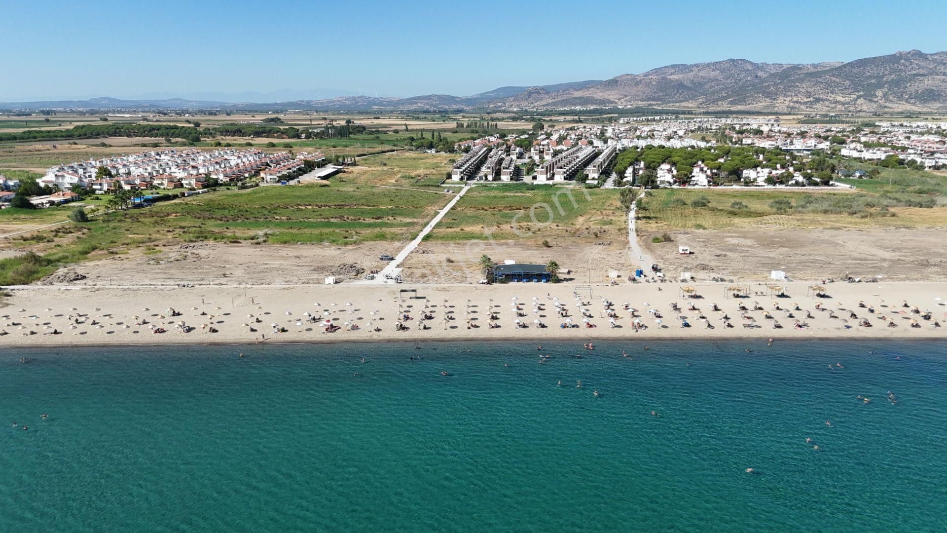 İzmir Dikili Salihleraltın'da Havuzlu Ve Deniz Manzaralı Satılık Villa