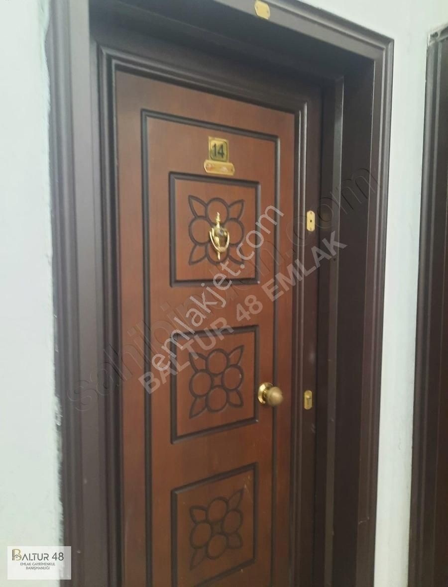Taşyaka Mh 2 Adet 2+1 Ayrı Ayrı 100 Er M2 Daireler Tek Fiyat
