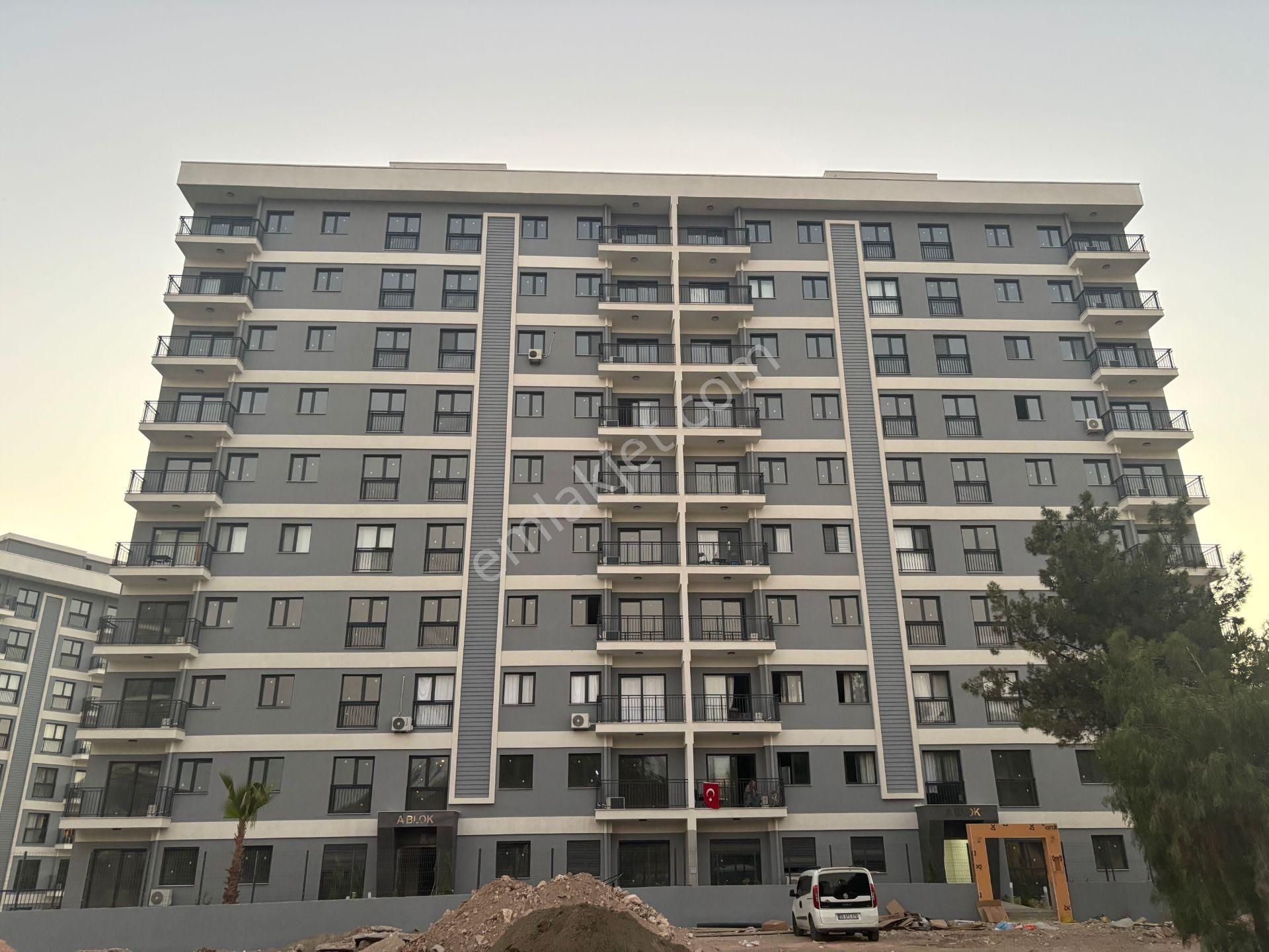 İzkent Portakal Vadisi Sitesinde Sıfır Kapalı Mutfak 2+1 Daire