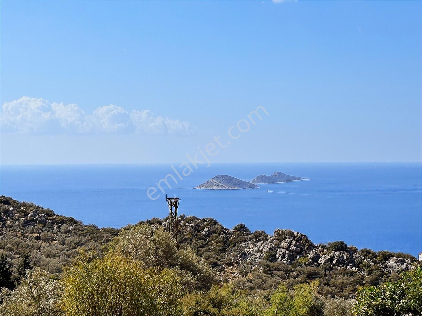 Cb Giz'den Kaş Kördere'de Deniz Manzaralı Satılık 680 M2 Arsa