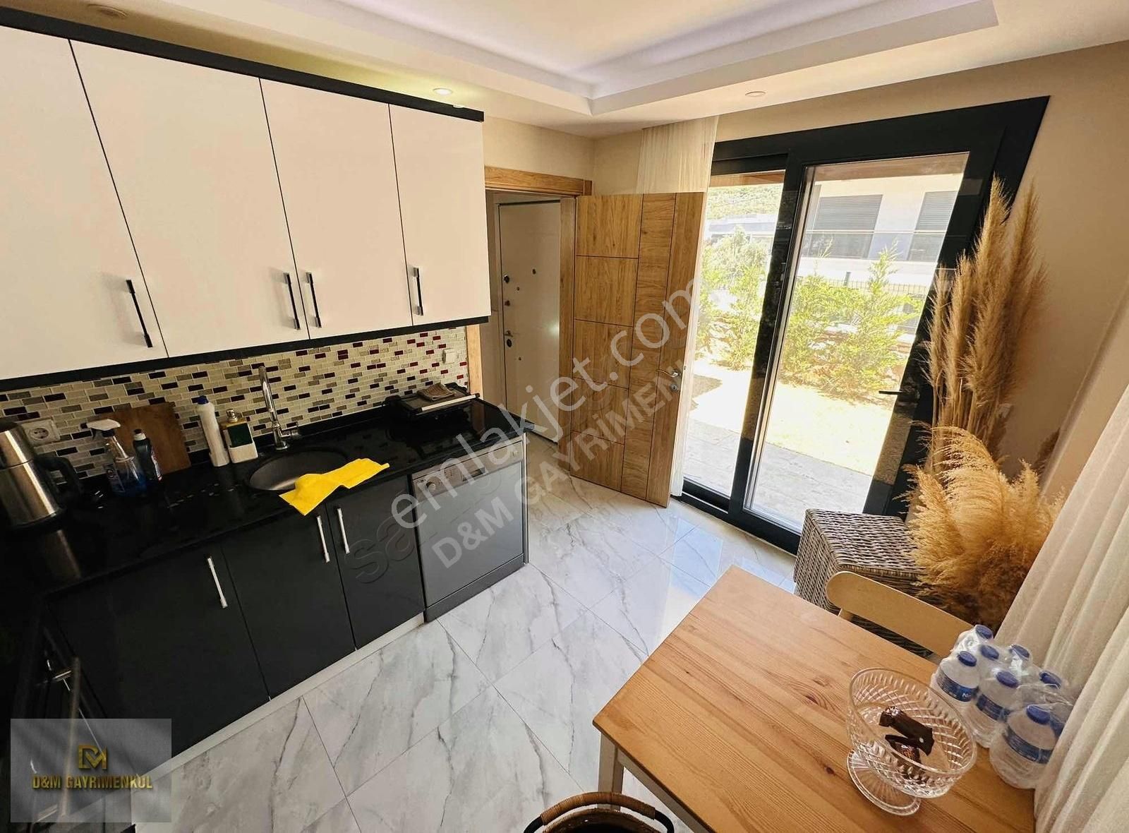 Fiyat Düştü !! Akbük'de Full Deniz Manzaralı Müstakil Villa - Görsel 25