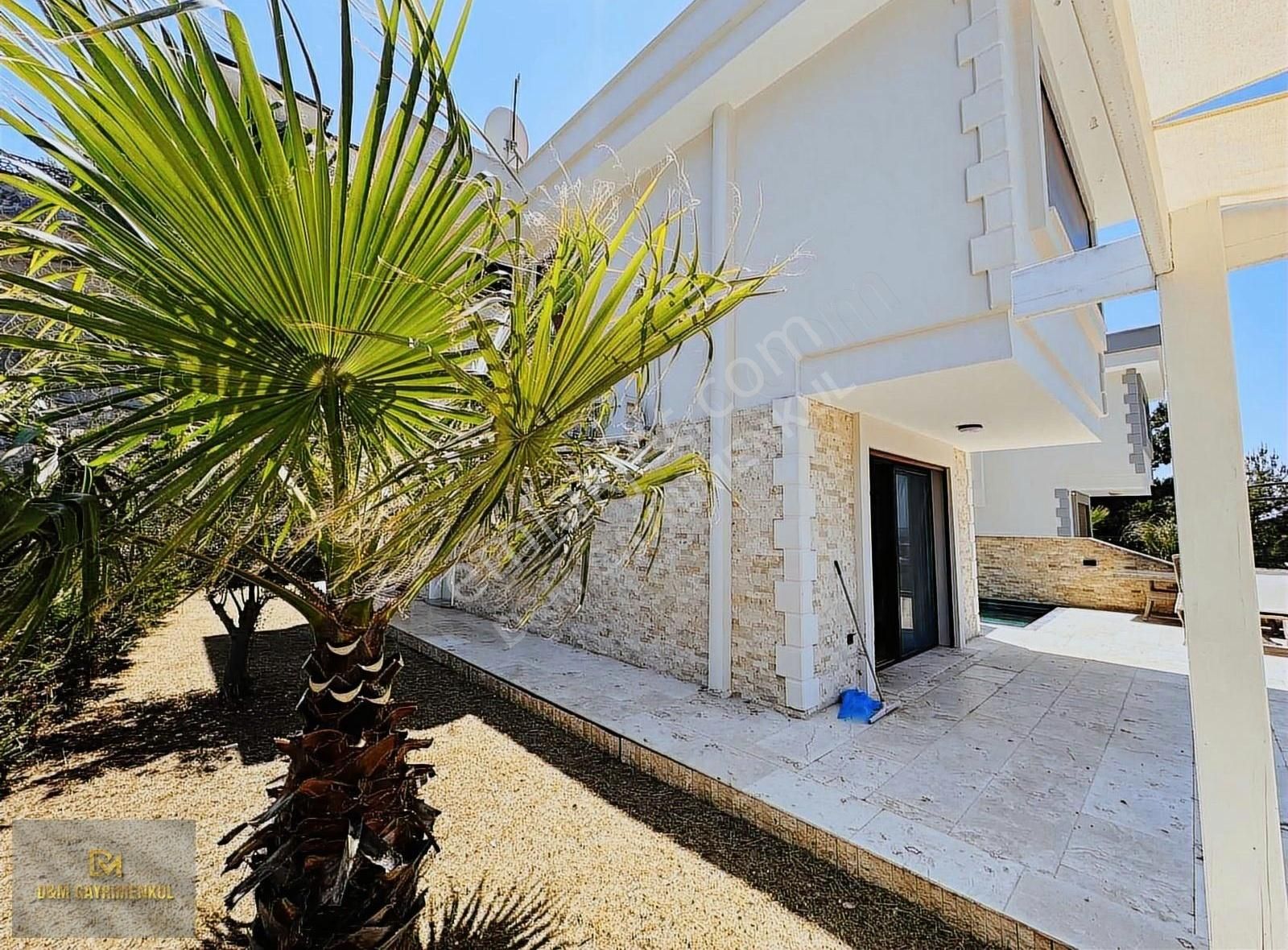 Fiyat Düştü !! Akbük'de Full Deniz Manzaralı Müstakil Villa - Görsel 22