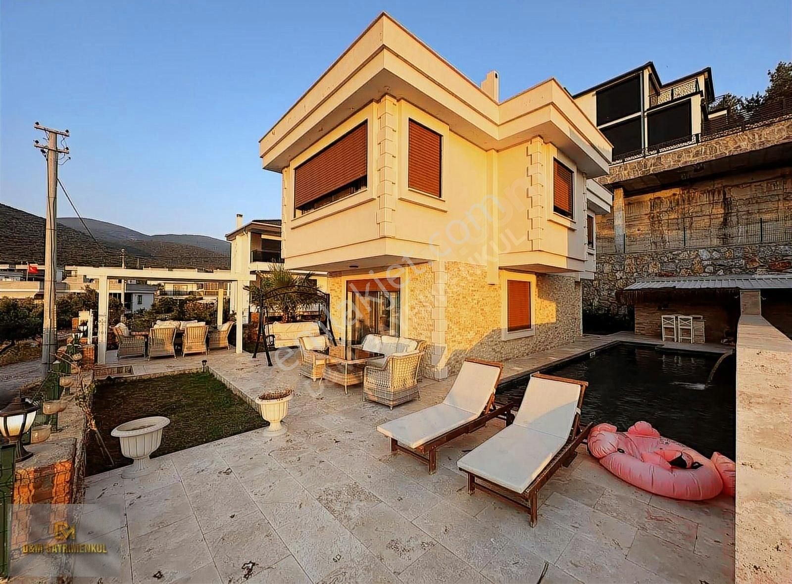 Fiyat Düştü !! Akbük'de Full Deniz Manzaralı Müstakil Villa - Görsel 8