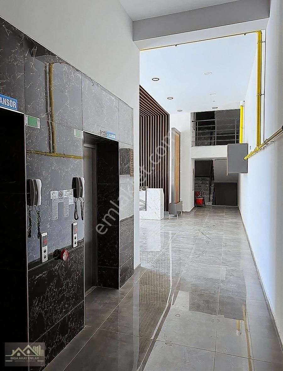 Çanakkale Lapseki Merkez Boğaz Deniz Manzaralı 3+1 Satılık Daire - Görsel 12