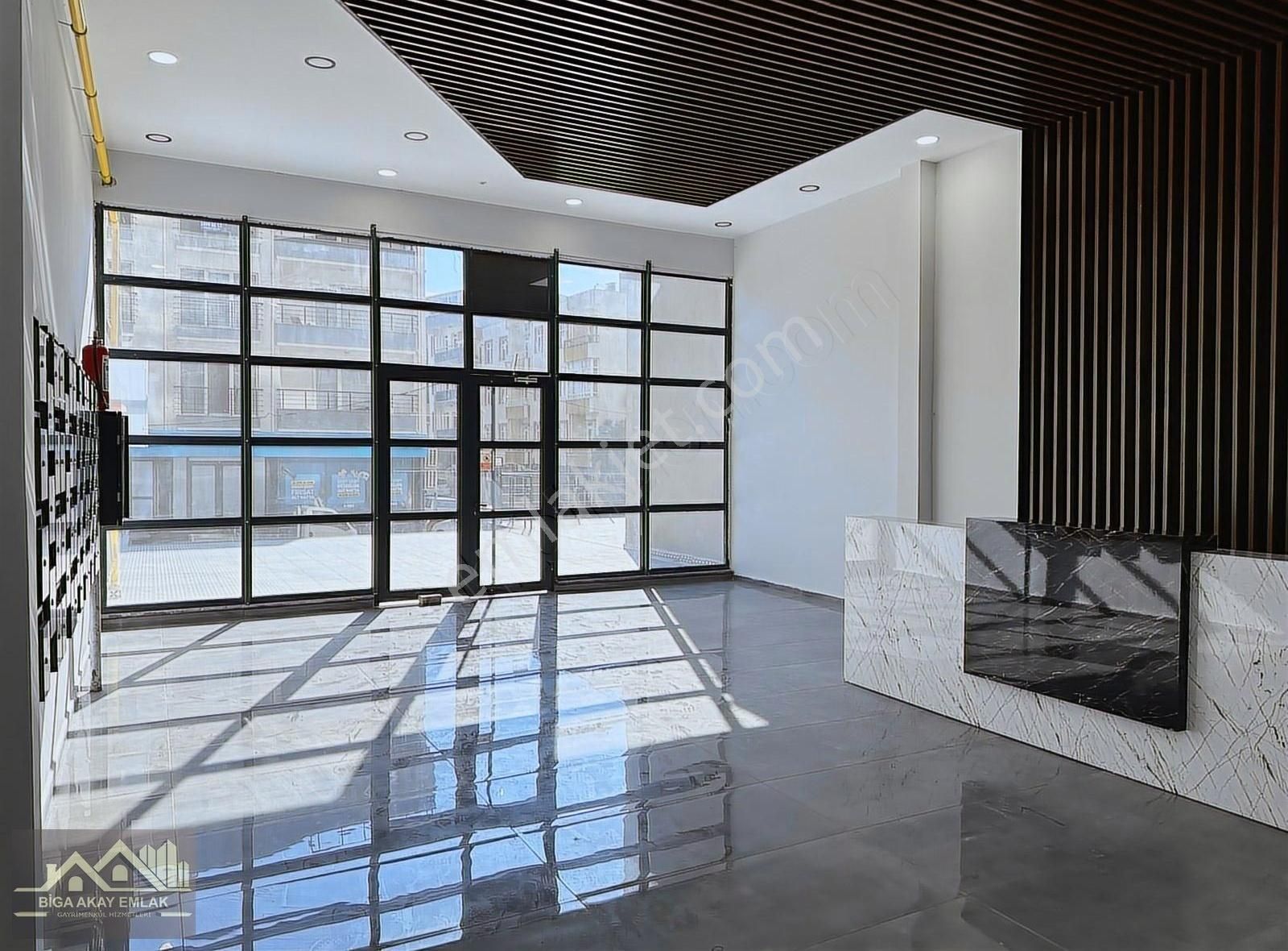 Çanakkale Lapseki Merkez Boğaz Deniz Manzaralı 3+1 Satılık Daire - Görsel 16