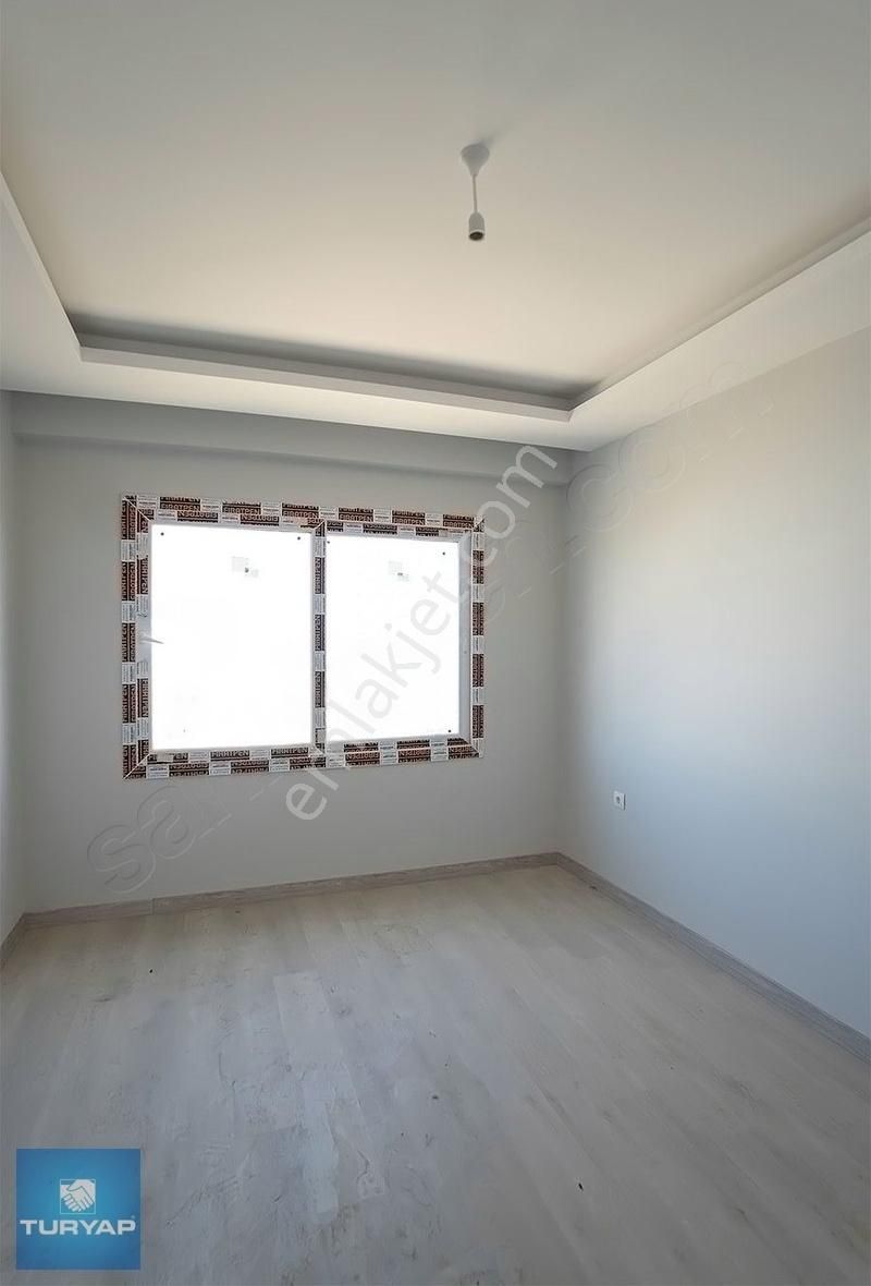 Ayaş Sultan Koyu'nda Şahane Manzaral Fırsat Sıfır 2+1 Daireler - Görsel 17