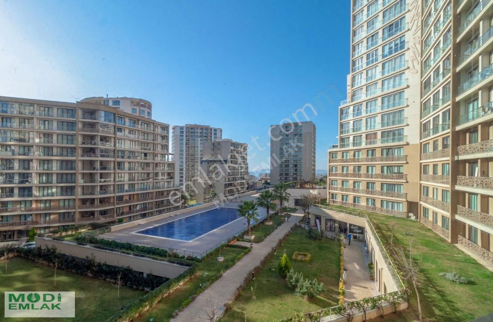 Evora E Parsel De Satılık Deniz Manzaralı Ve Balkonlu Boş 1+1