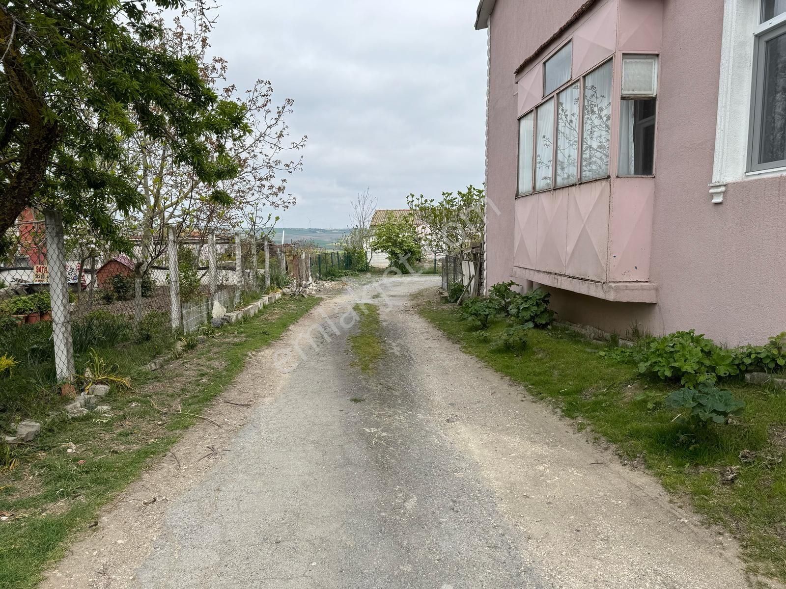 Silivri Fenerköyde Satılık 410 M Arsa İçinde Müstakil 2 Katlı Ev - Görsel 4