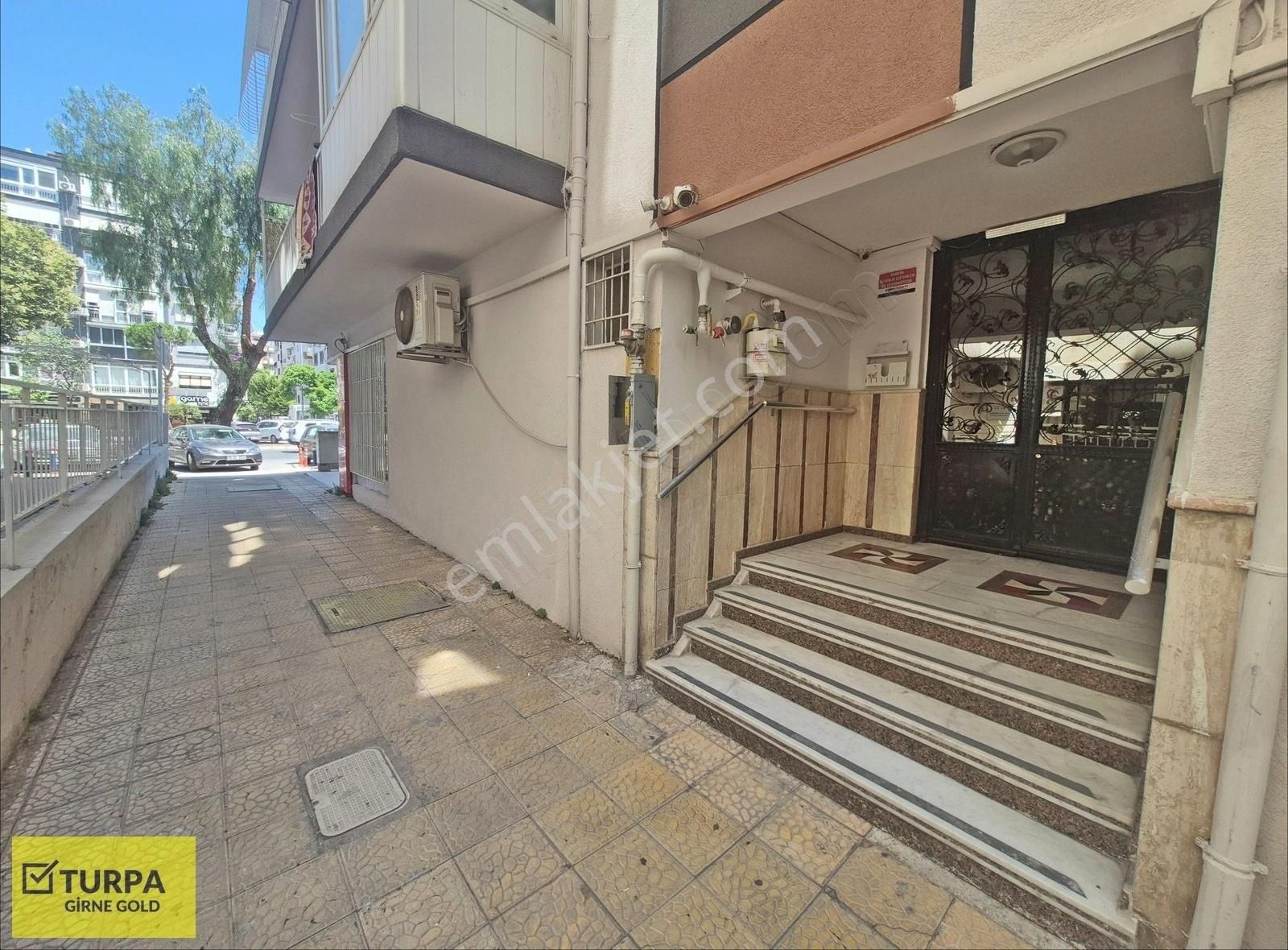 Bahriye Üçok Bulvarı'nda Asansörlü Bakımlı Kiralık 2+1 Daire - Görsel 4