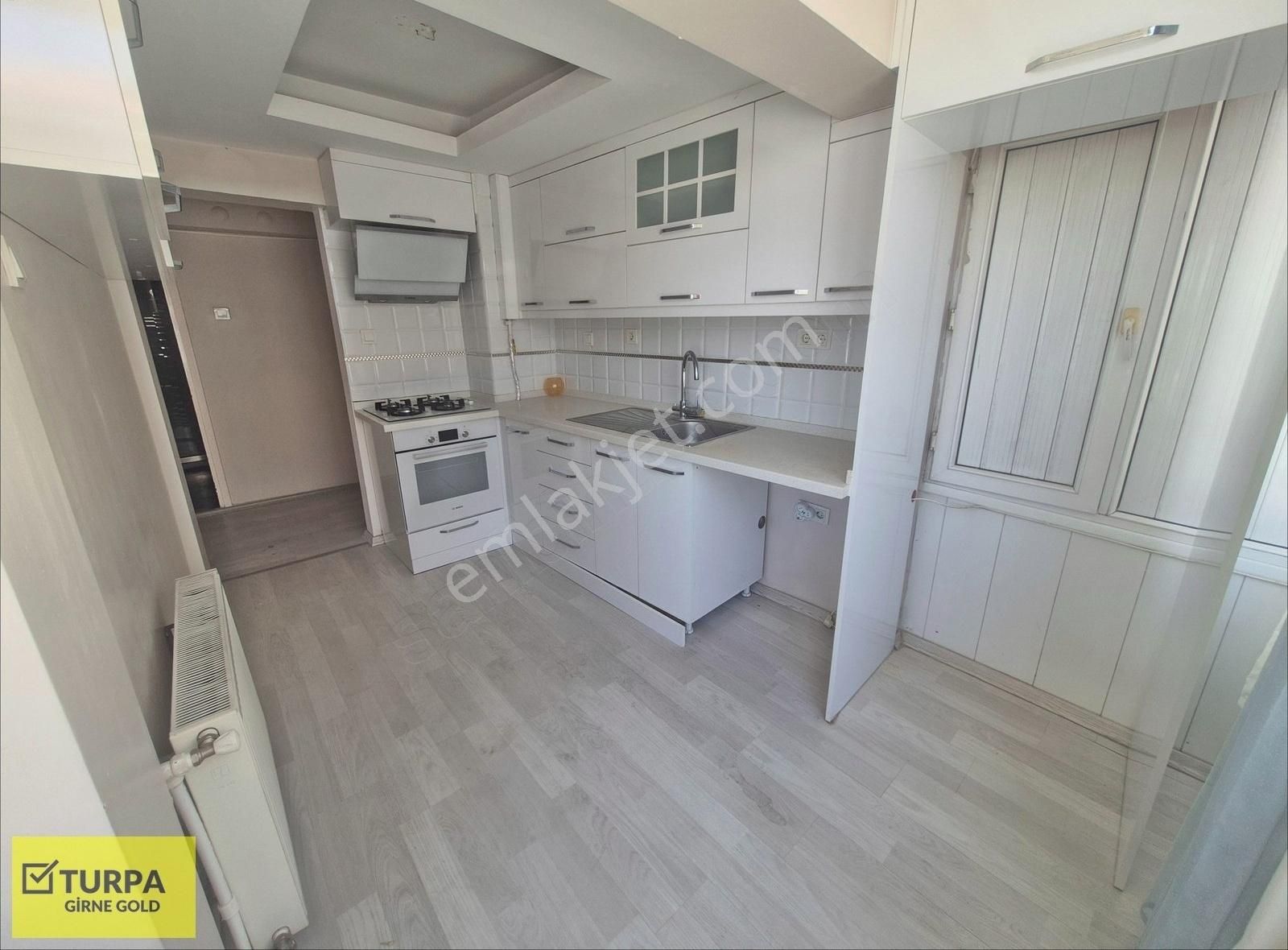 Bahriye Üçok Bulvarı'nda Asansörlü Bakımlı Kiralık 2+1 Daire - Görsel 15