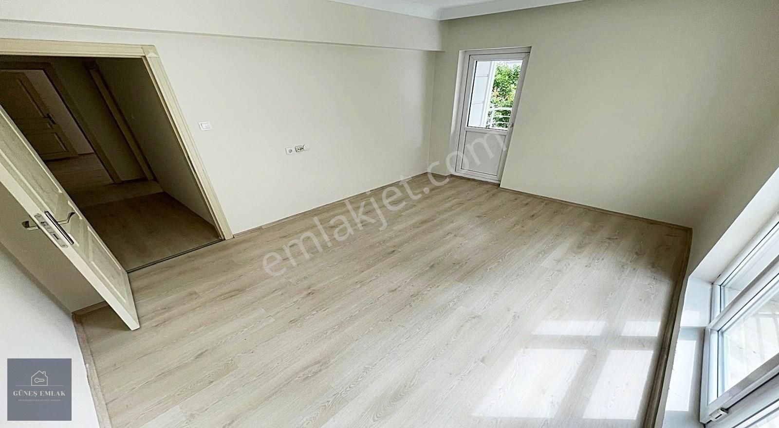 Güneş Emlak Çarşının İçinde Masrafsız Yapılı Geniş 3+1 Daire - Görsel 11