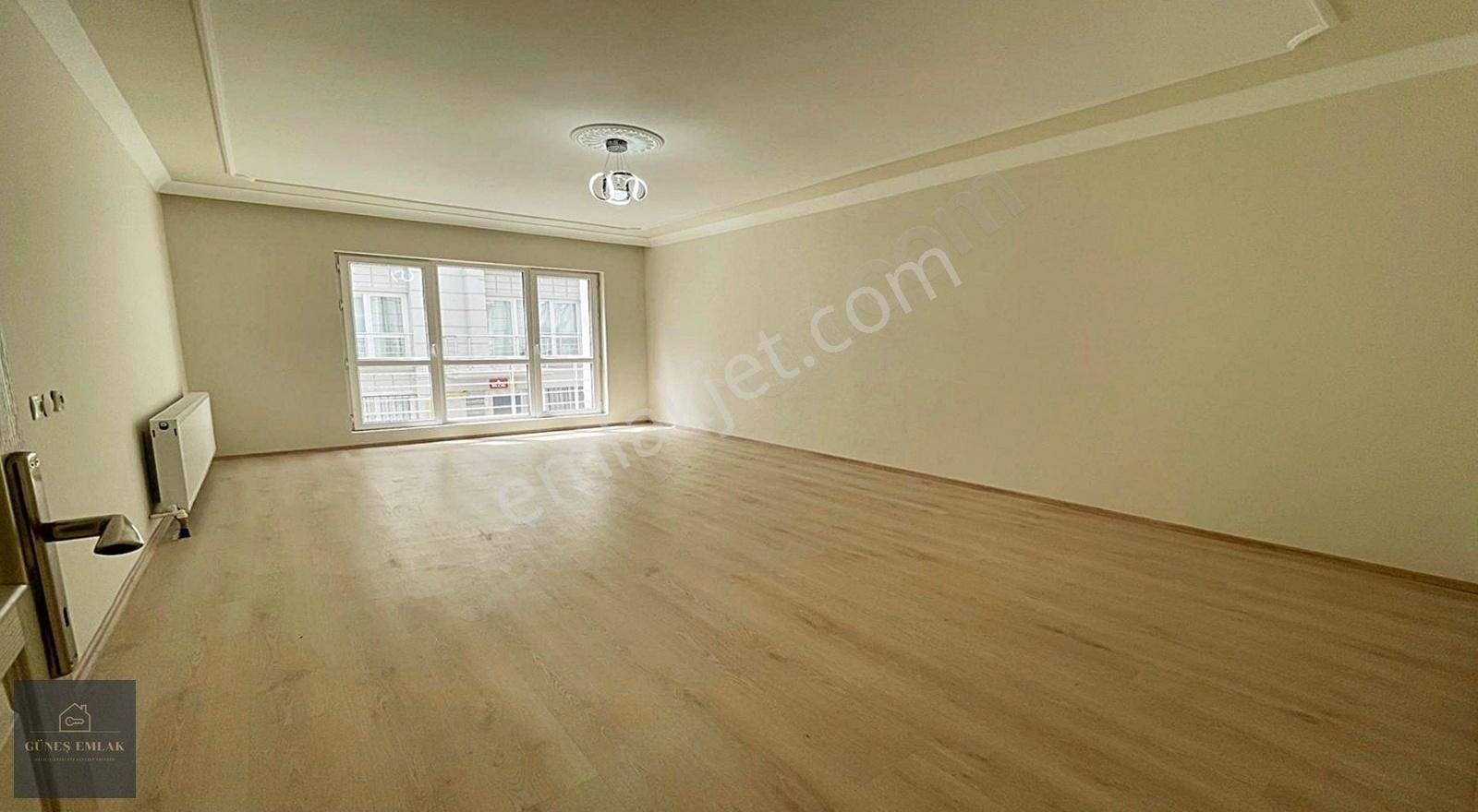 Güneş Emlak Çarşının İçinde Masrafsız Yapılı Geniş 3+1 Daire - Görsel 24