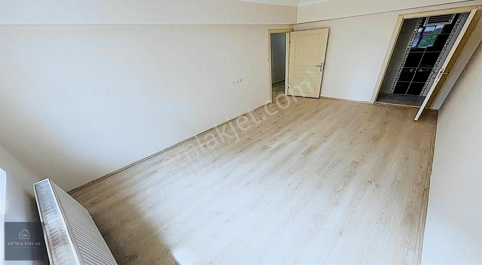 Güneş Emlak Çarşının İçinde Masrafsız Yapılı Geniş 3+1 Daire - Görsel 12