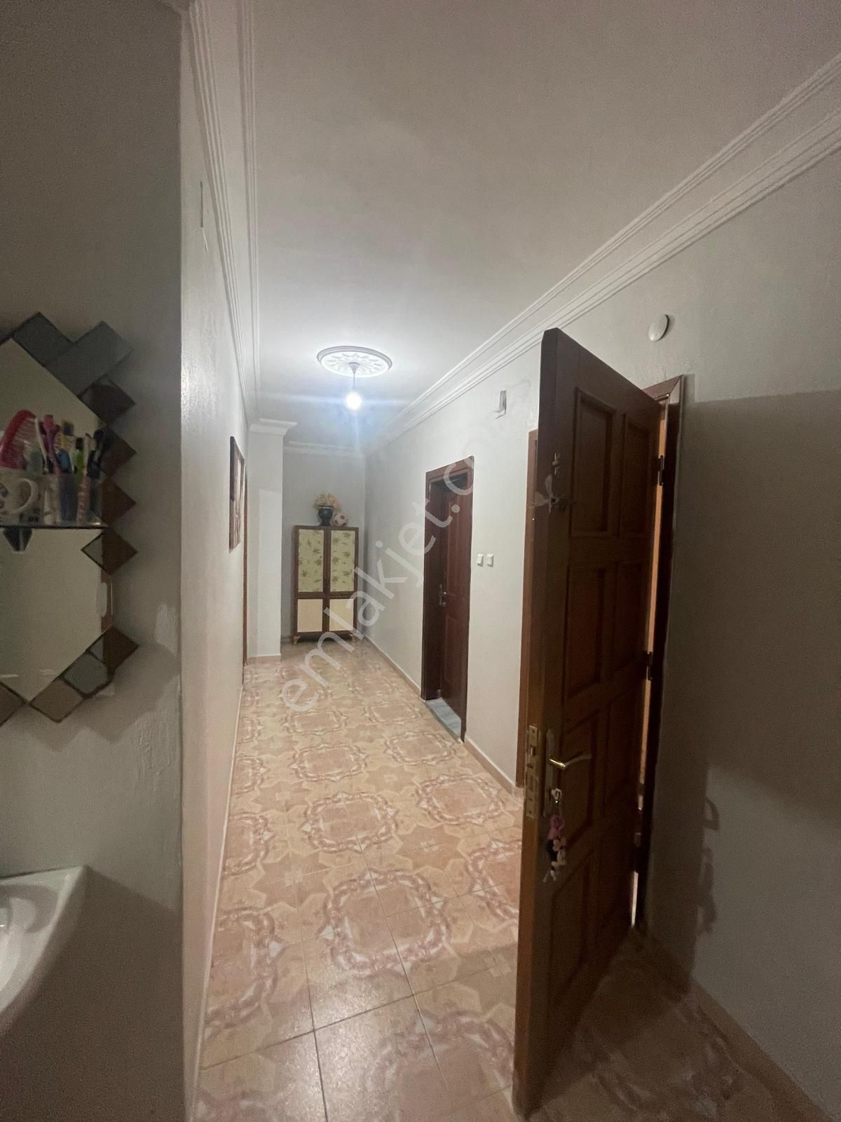 Yeşilyuva Mah 3 Katlı 6 Daire Satılık Müstakil Ev - Görsel 9