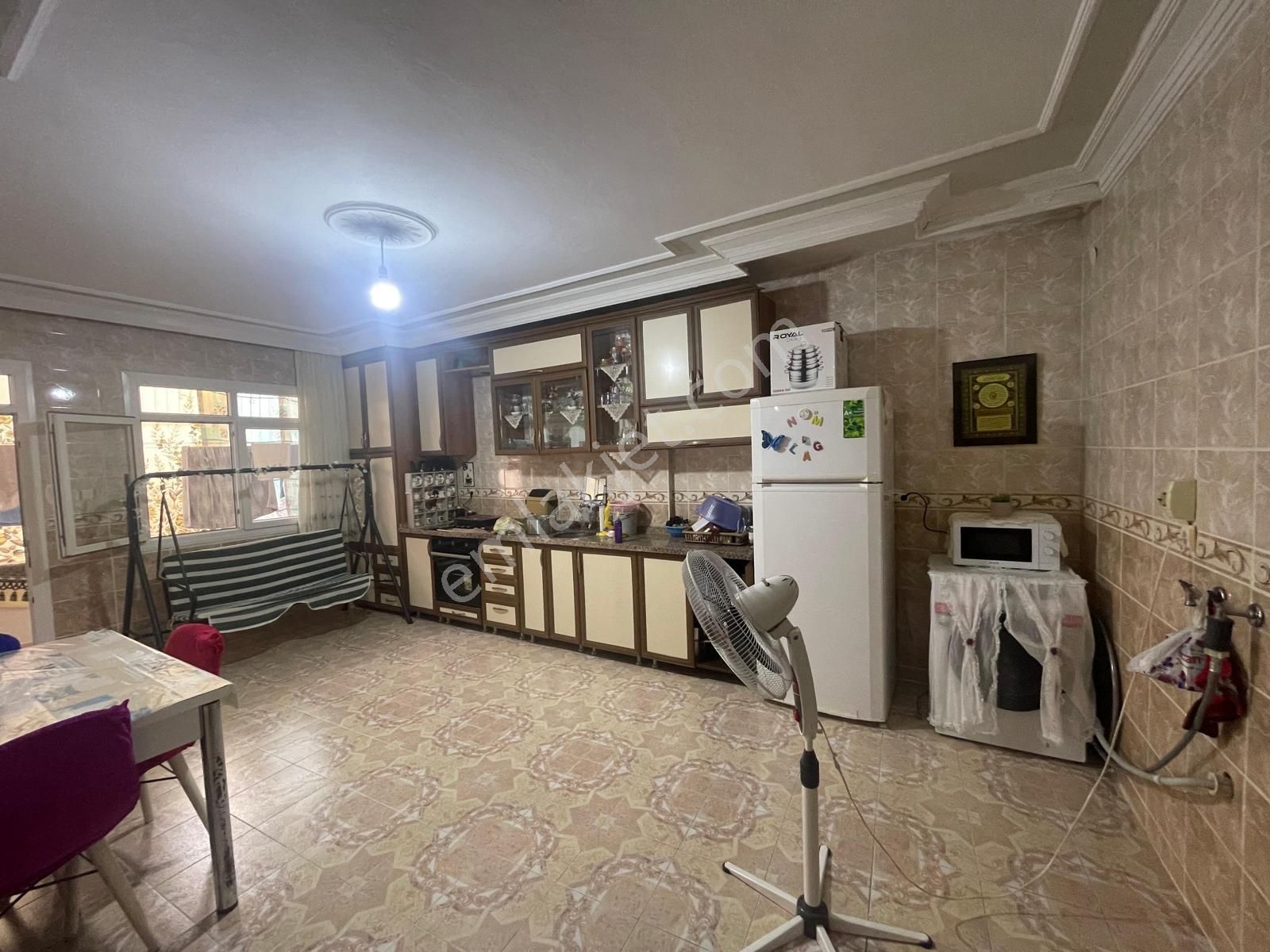 Yeşilyuva Mah 3 Katlı 6 Daire Satılık Müstakil Ev - Görsel 4