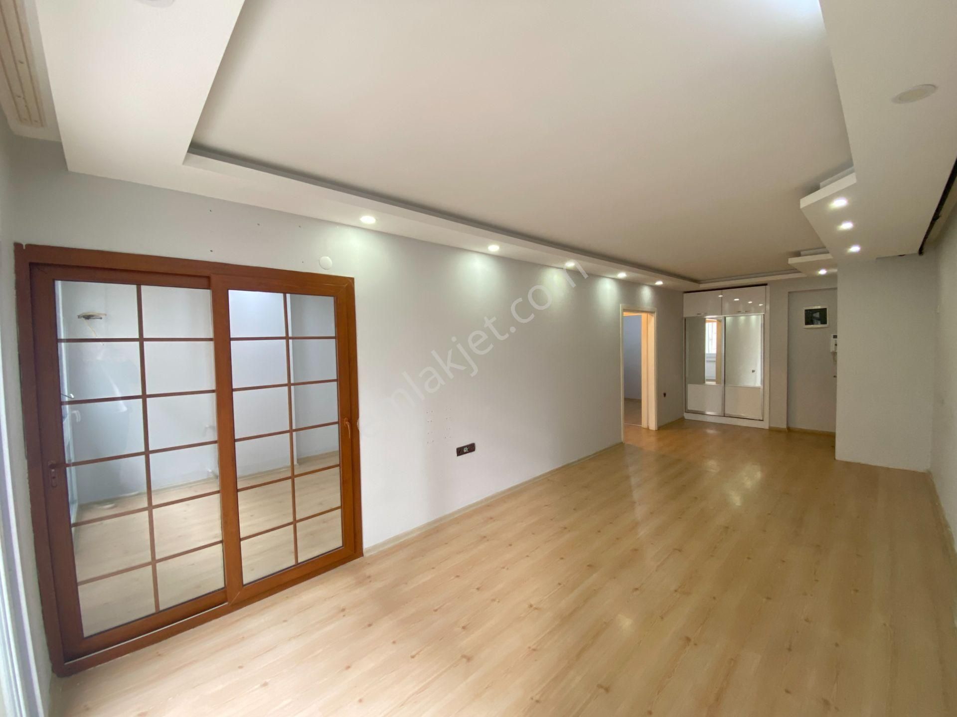 Reşatbey'de 1+1 55 M2 Kapalı Mutfak *kiracılı* Yatırımlık Daire