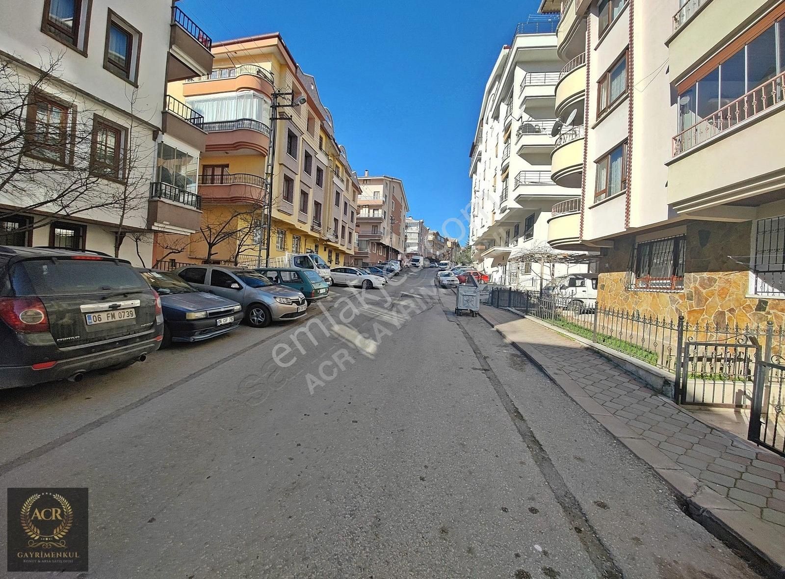 Esertepede Cadde Yakını Altında Tam Daire Var Manzaralı 3+1 120m