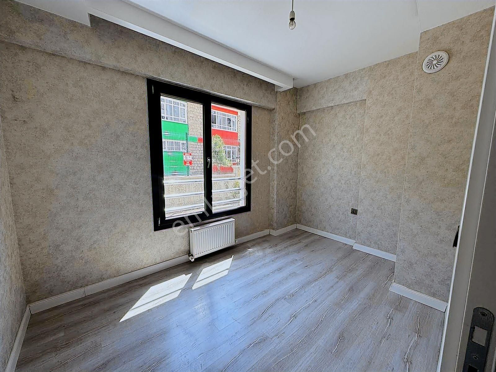Düşük Katlı Yıldırımbeyazıt Mah 2+1 Kaçmaz Daire