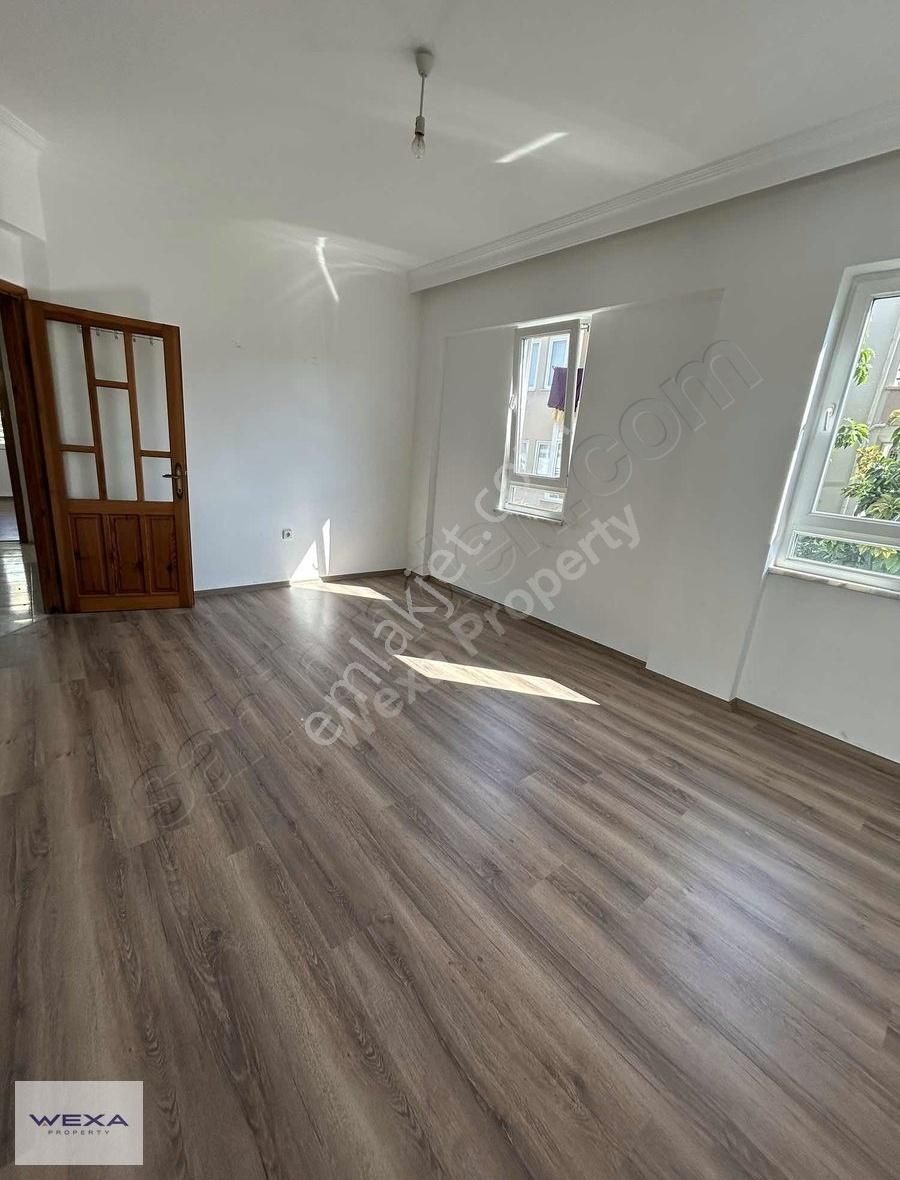 Saray Mahallesinde Denize 200 Metre 1+1 Daire