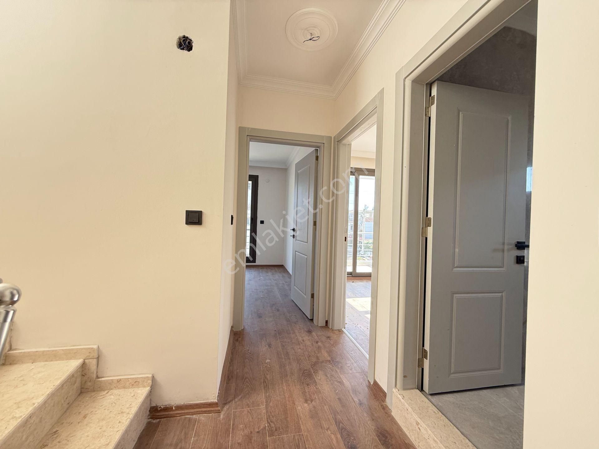 Seferihisar Doganbey'de Satılık Sıfır Luks 3+1 Villa Yazlık - Görsel 17