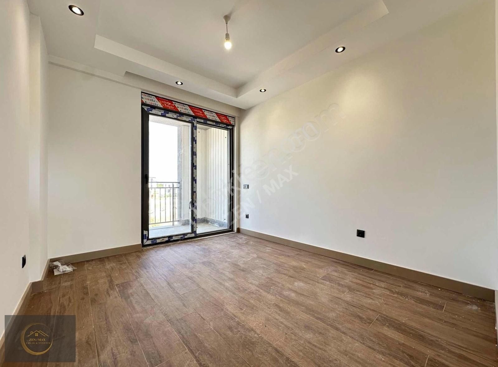 Evrensekide Lüks Site İçinde 1+1 Sıfır Satılık Daire - Görsel 13