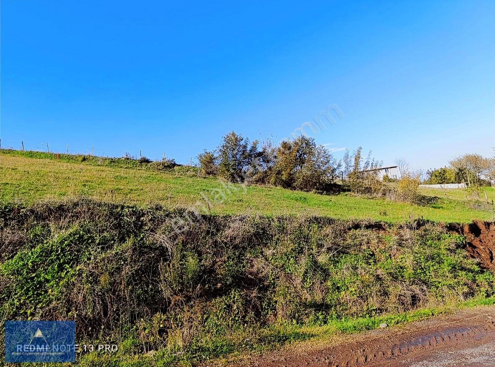 Satılık Köşe Başı Deniz Manzaralı Arsa