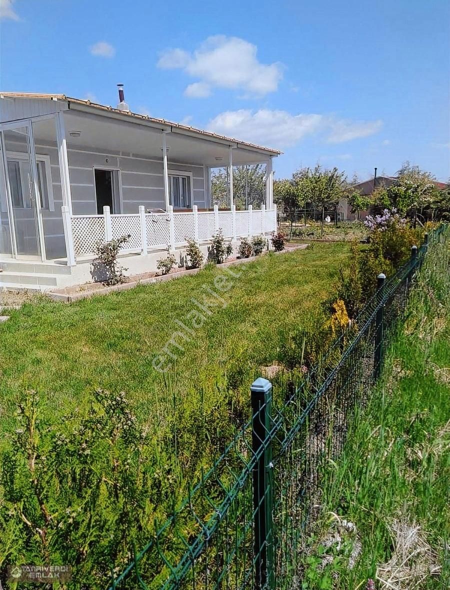 Tanrıverdi'den Satılık Karalar Mah 500m2 Full Yapılı Hazır Bahçe