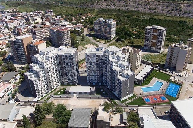 Vita Loft'ta Havuz Cepheli, Güvenlikli Sitede Kiralık Eşyalı 2+1