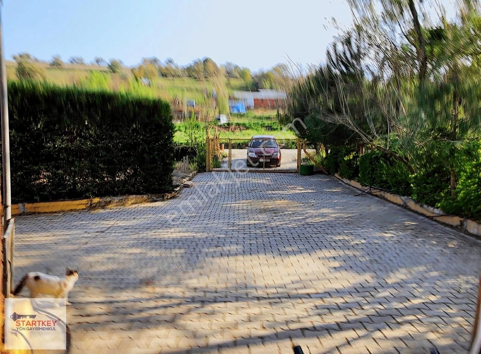 Yol Ve Kanal Cepheli 1.163 M²arsa Müstakil Ev Kepsut Kasapzade - Görsel 2