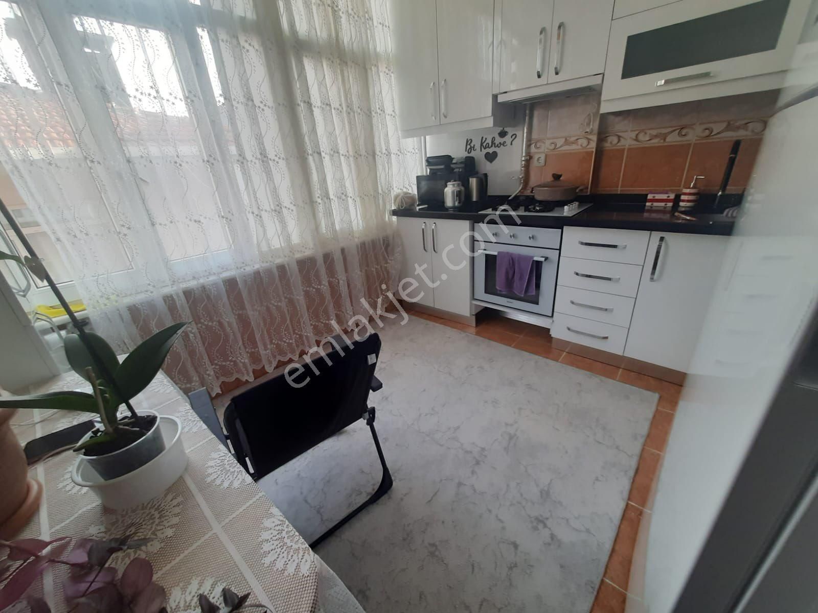 Zafer Mahallesinde Merkezi Konumda 4+2 Satılık 2 Daire - Görsel 12