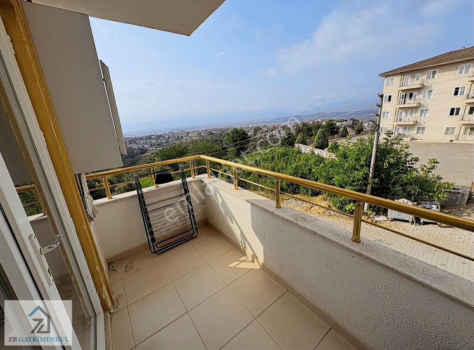 Kampüs Yakını Kısmi Eşyalı 2+1 70 M2 Arakat Daire