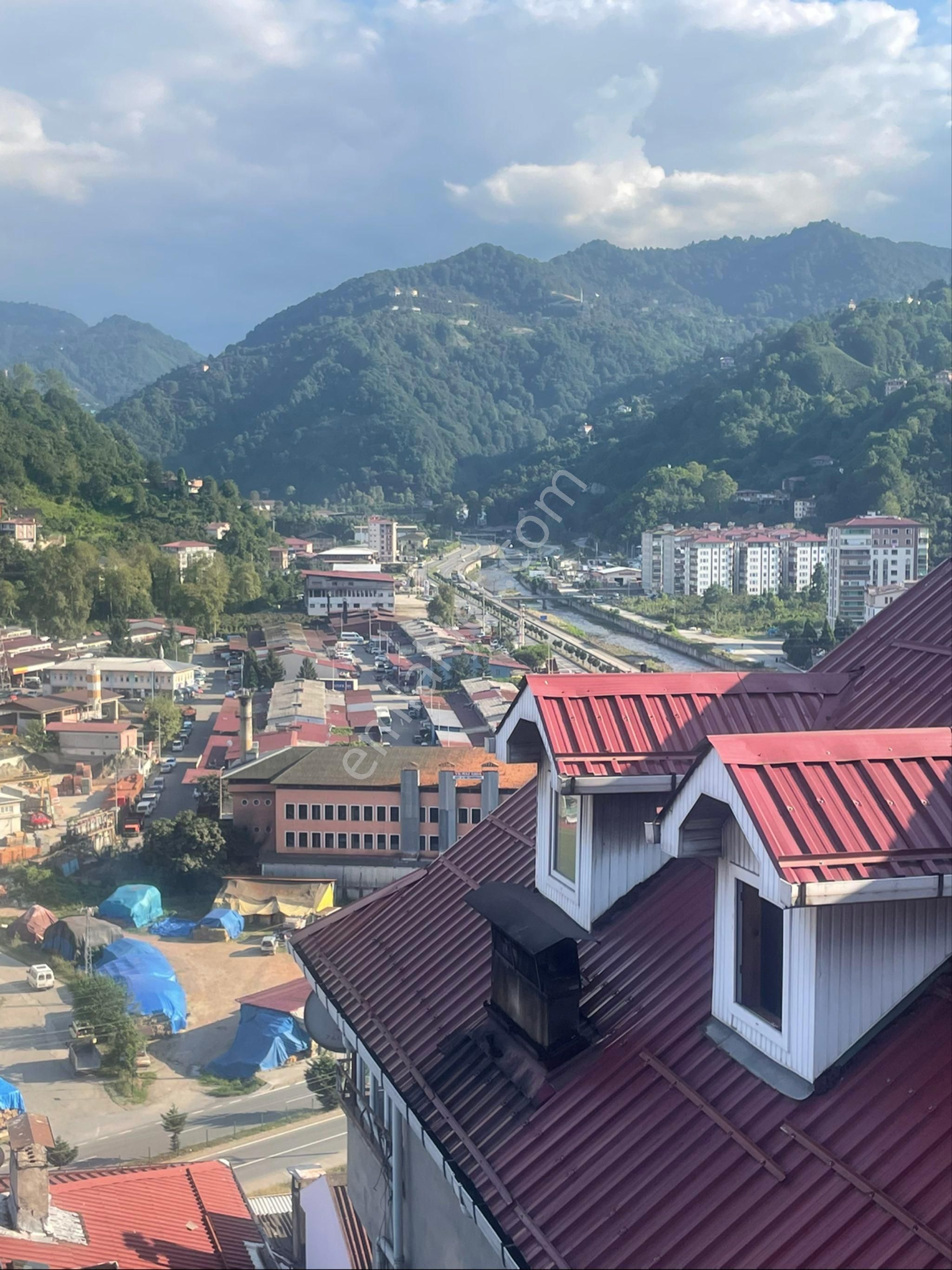 Elite Gayrimenkulden Sürmene Yemişli Mahallesinde Panaromik Manzaraya Sahip Satılık 4 Katlı Bina - Görsel 4