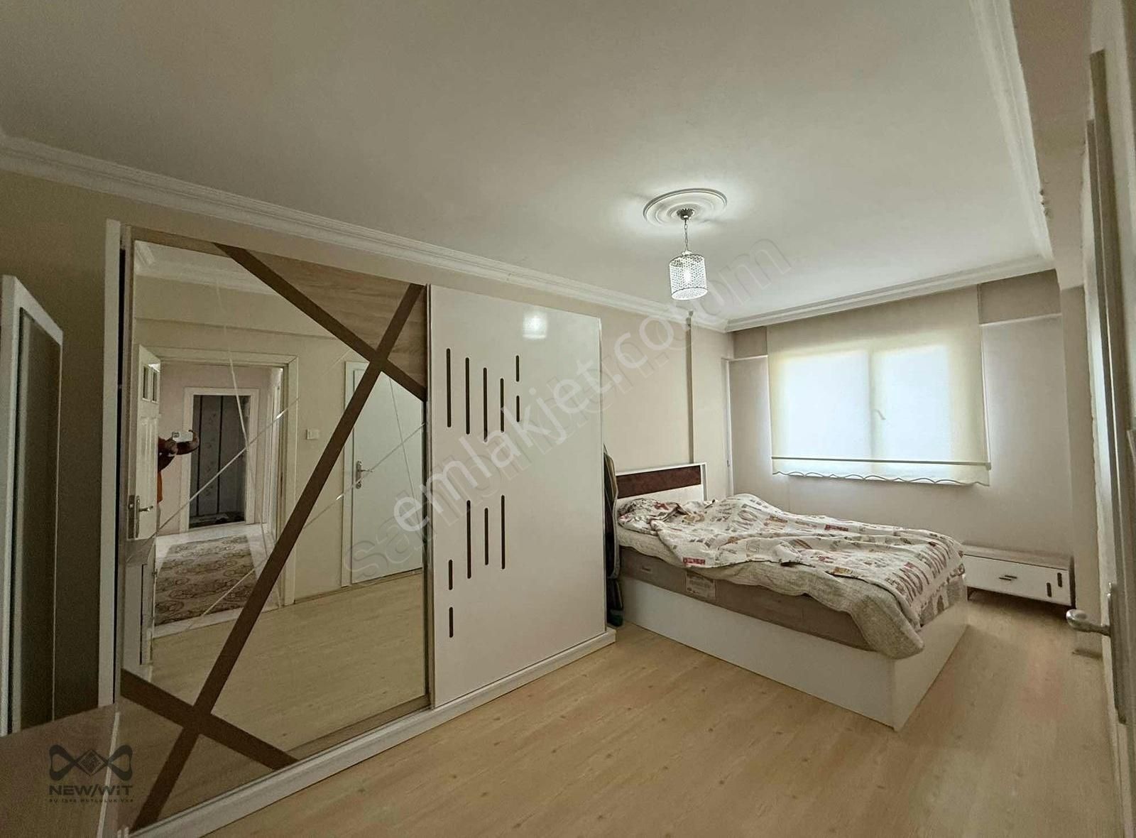 New/wit, İhsaniye Mah.kanuni Cad.yanı Lüks Eşyalı 3+1 Yeni Daire