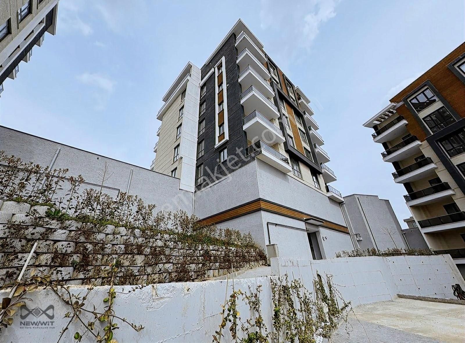 New/wit, Kayapa Çamlıkta Önü Açık 3 Cepheli Sıfır Ev