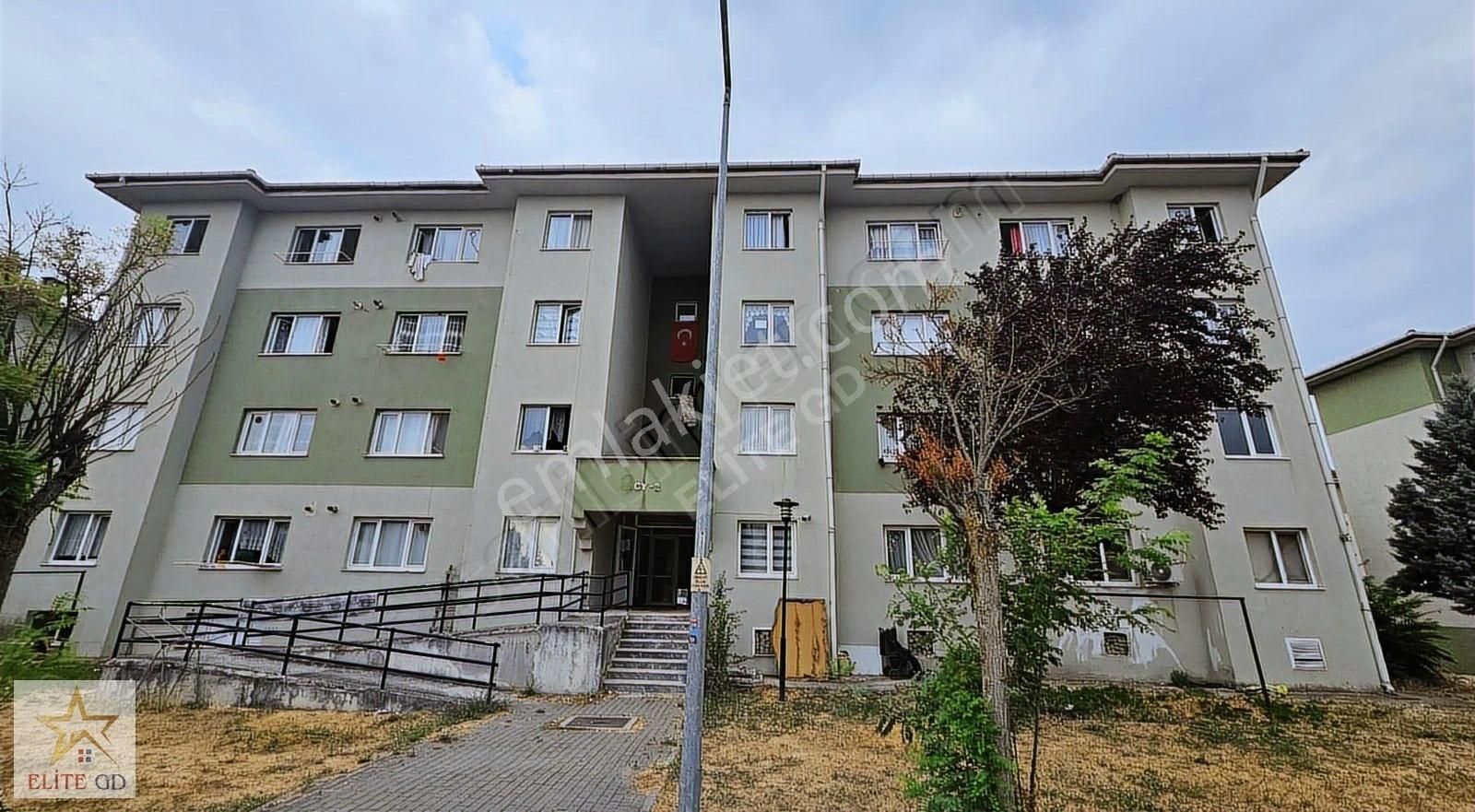 Düzce Merkez Çavuşlar Toki'de Satılık 1+1 Daire