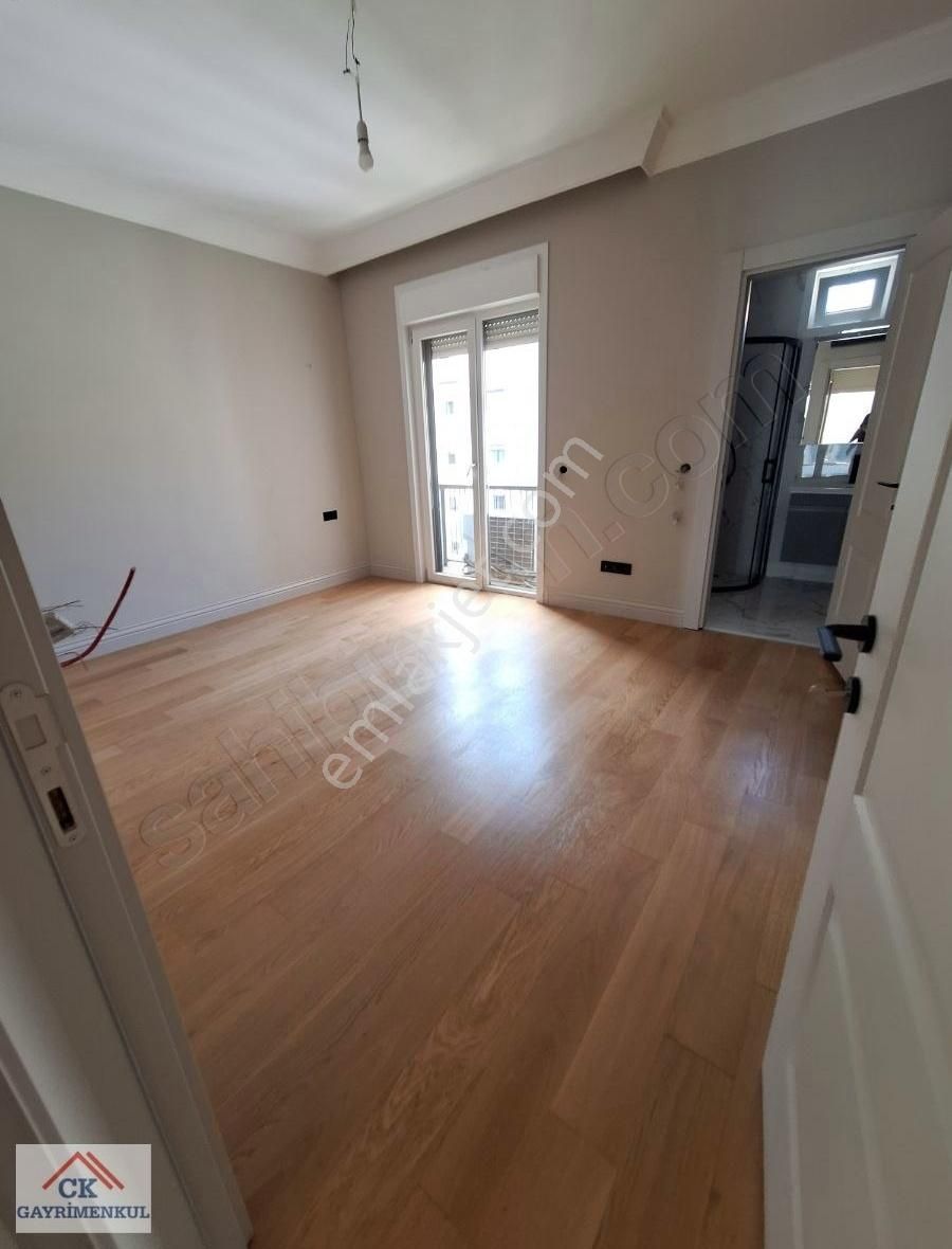 Ck'dan Yalı Parselinde Deniz Ve Adalar Manzaralı Videolu İlan - Görsel 3