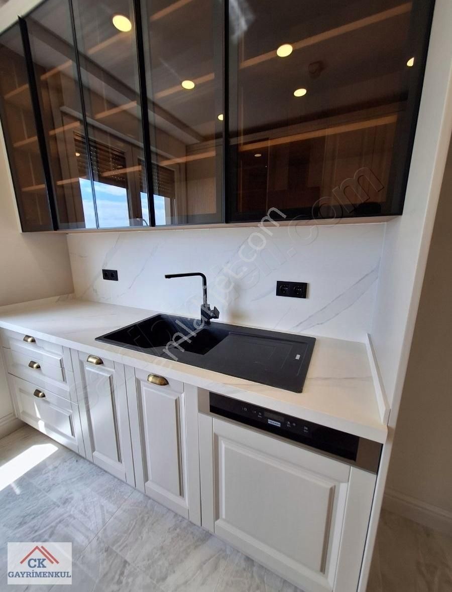 Ck'dan Yalı Parselinde Deniz Ve Adalar Manzaralı Videolu İlan - Görsel 6