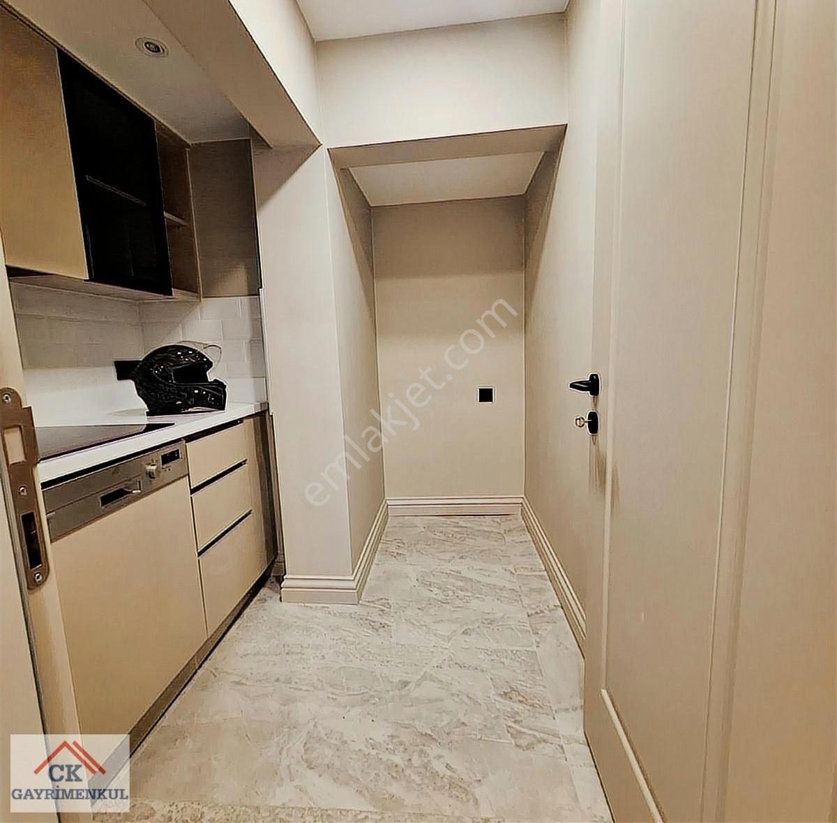 Ck'dan İş Yerine Konuta Uyumlu Adres Tarifi Kolay 90 Net 3+1 - Görsel 10