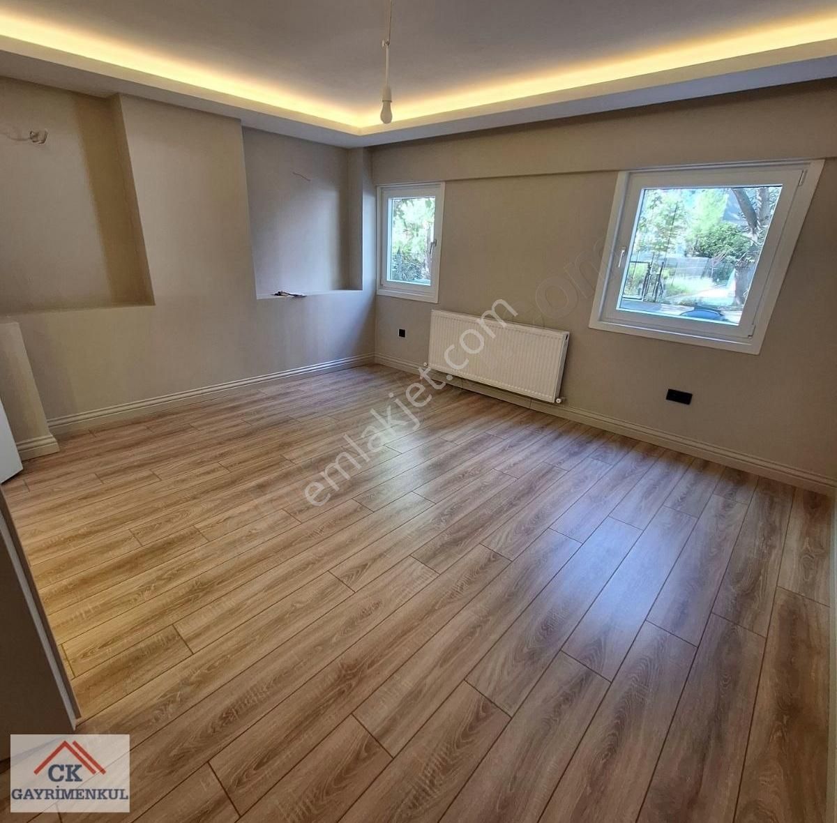 Ck'dan İş Yerine Konuta Uyumlu Adres Tarifi Kolay 90 Net 3+1 - Görsel 19